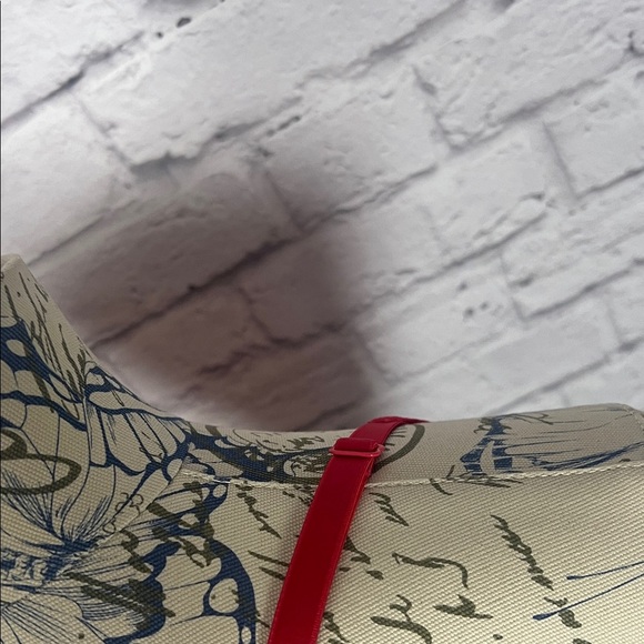 PINK Victoria's Secret Red Crop Top - Picture 8 of 9